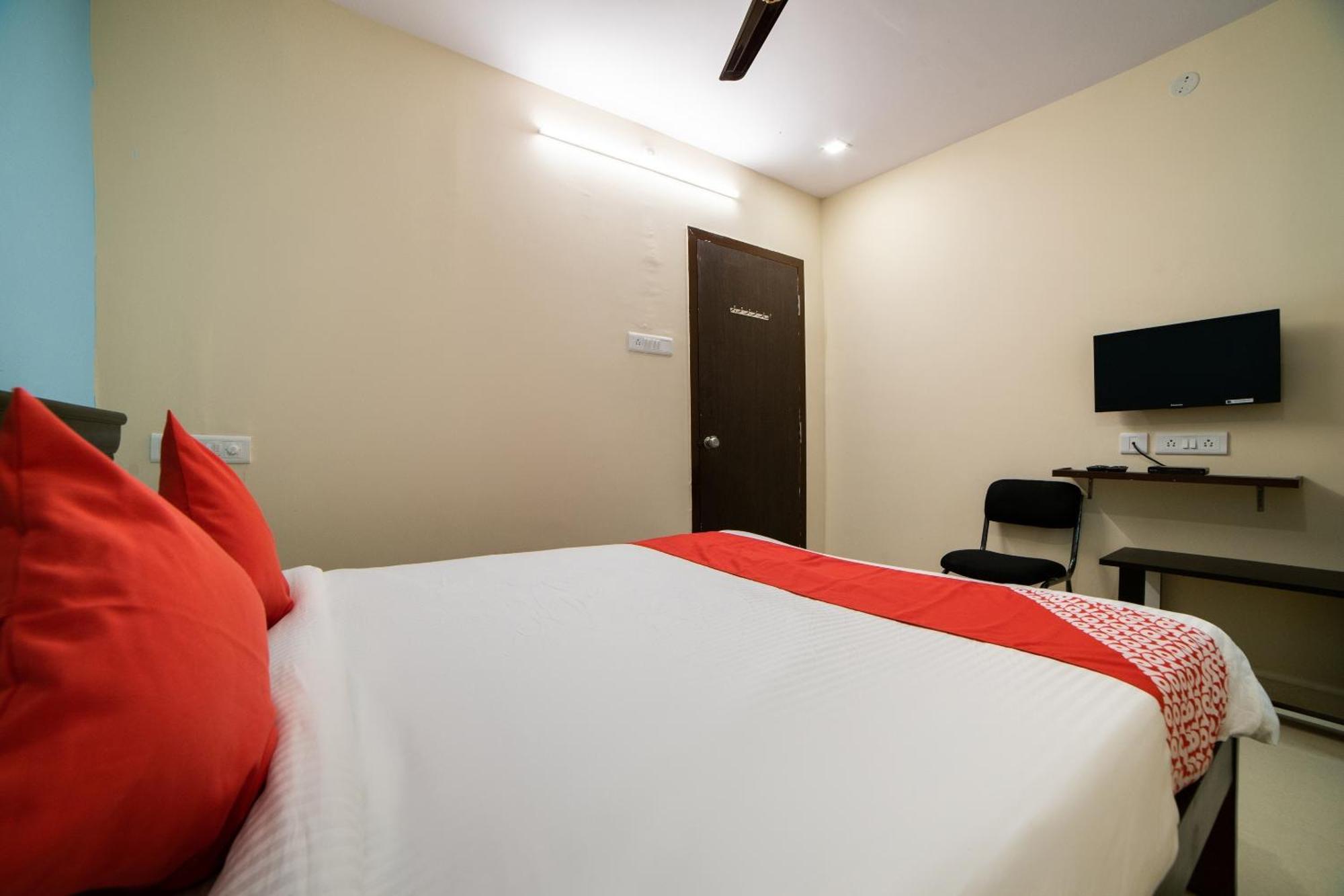 Super Hotel O White Ridge Sururnagar Exterior foto